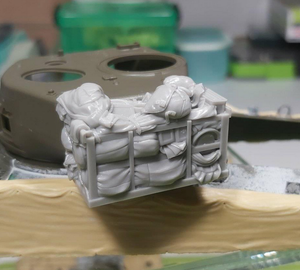 Panzer Art RE35-662 Turret stowage bin for M4 “Sherman” 75 1/35 – zdjęcie 2