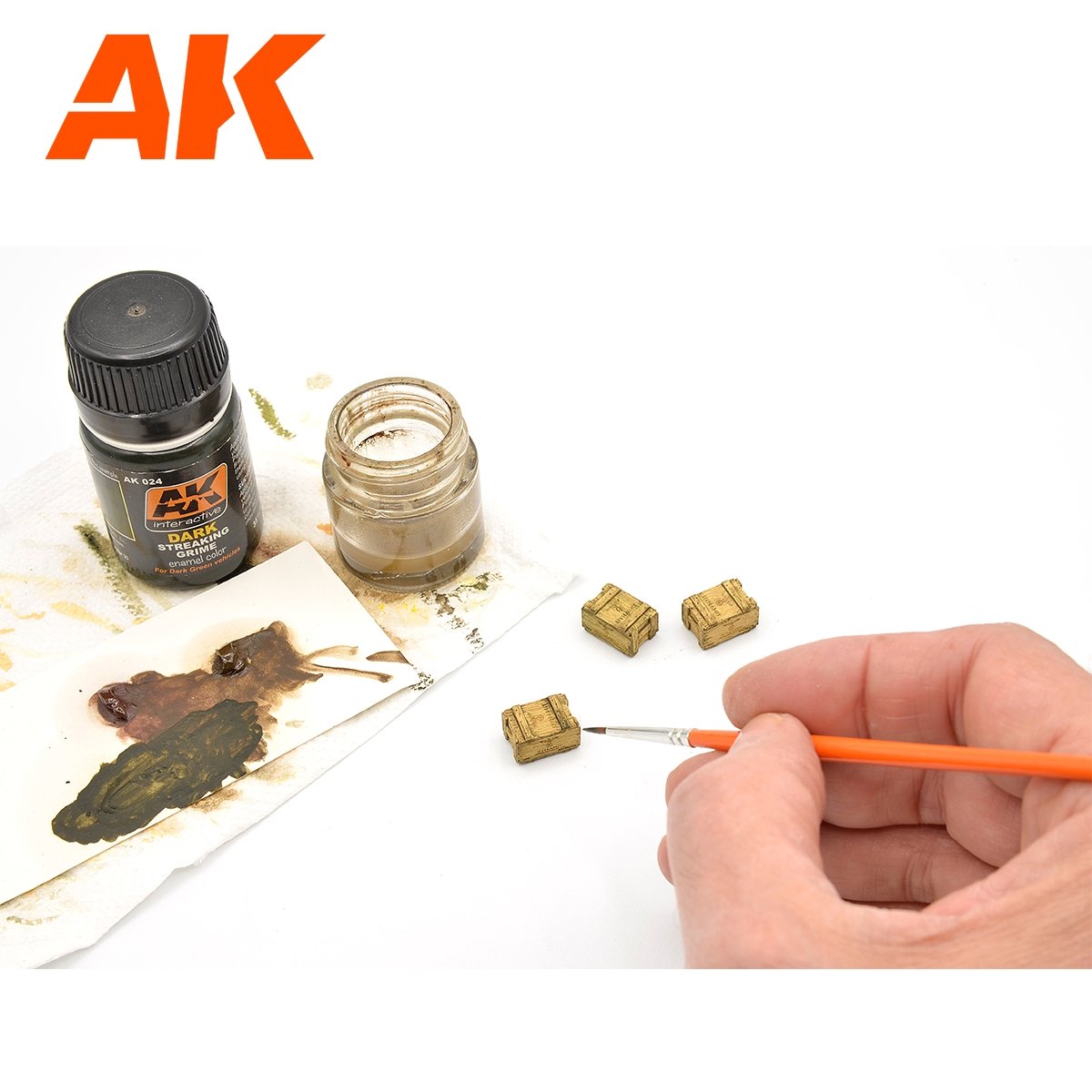 AK Interactive AK8229 LASER CUT WOODEN BOX 002 DYNAMIT (8 UNITS) 1/35 – image 4