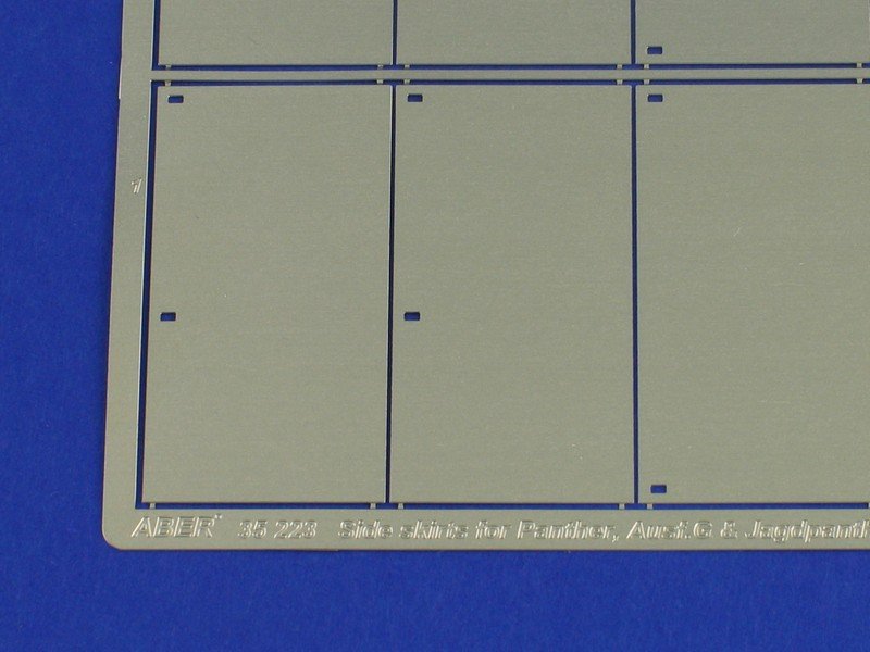 Aber 35223 Side skirts for Panther Ausf.G and Jagdpanther 1/35 – image 2