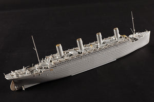 Hobby Boss 83421 Olympic 1/700 – image 12