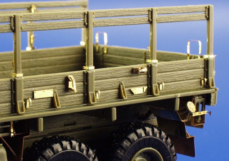 Eduard 35670 ZiL-157 6x6 Military Truck 1/35 Trumpeter – image 12