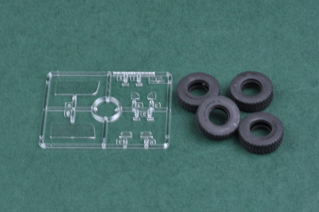 Hobby Boss 82468 Meng Shi 1.5 ton MLUV-Hardtop Version A 1/35 – immagine 9