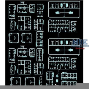 FlyHawk Model FH1132 German Battleship Bismarck 1941 1/700 – image 3