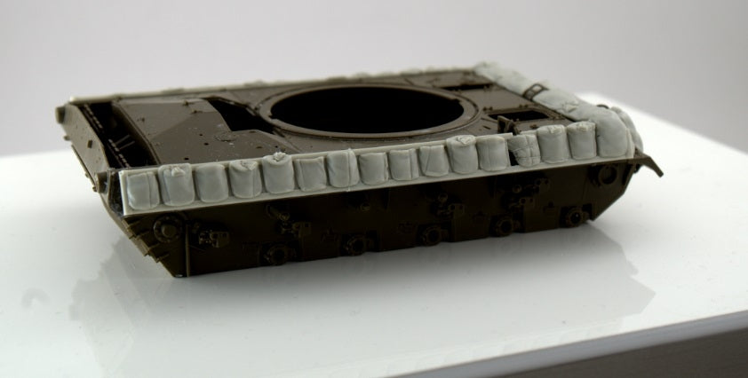 Panzer Art RE35-811 Sandbags armor for M18 Hellcat 1/35 – image 3