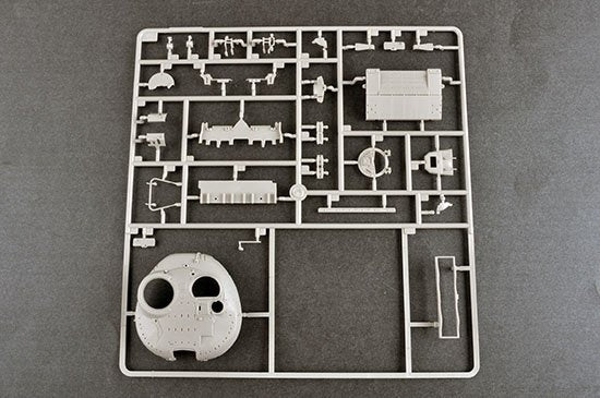 Trumpeter 09588 Russian T-80BVM MBT(Marine Corps) 1/35 – image 5
