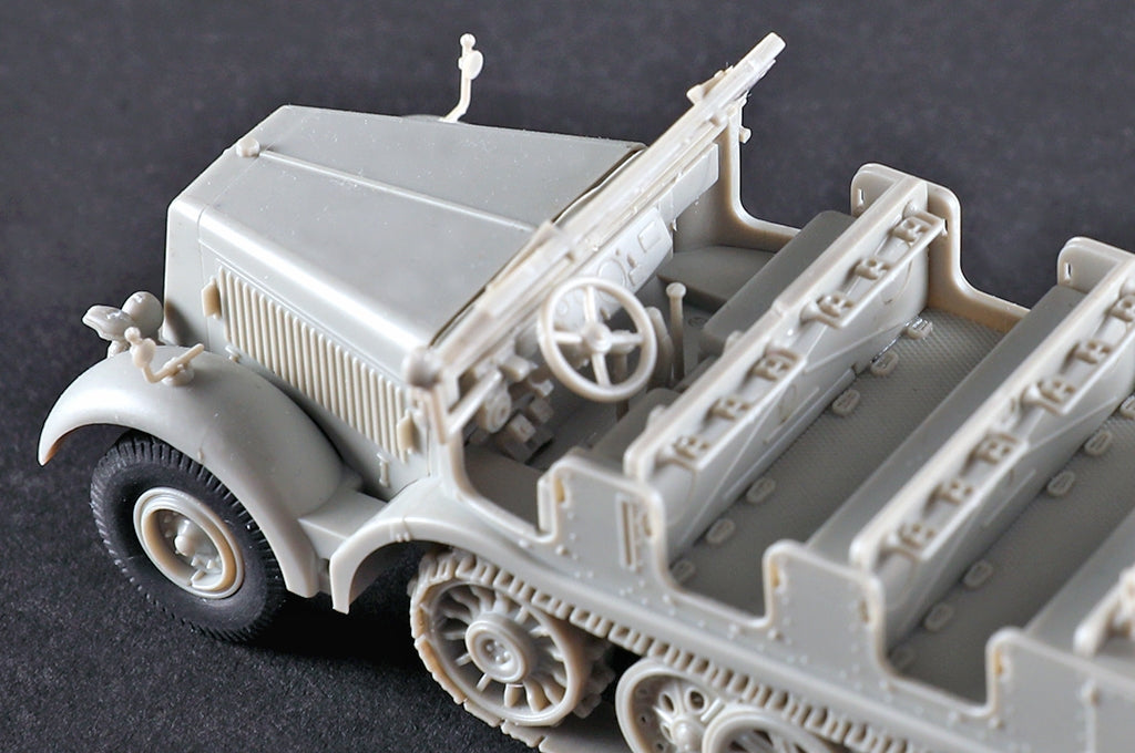 Trumpeter 07403 German Sd.Kfz. 8 schwerer Zugkraftwagen 12t 1/72 – zdjęcie 7