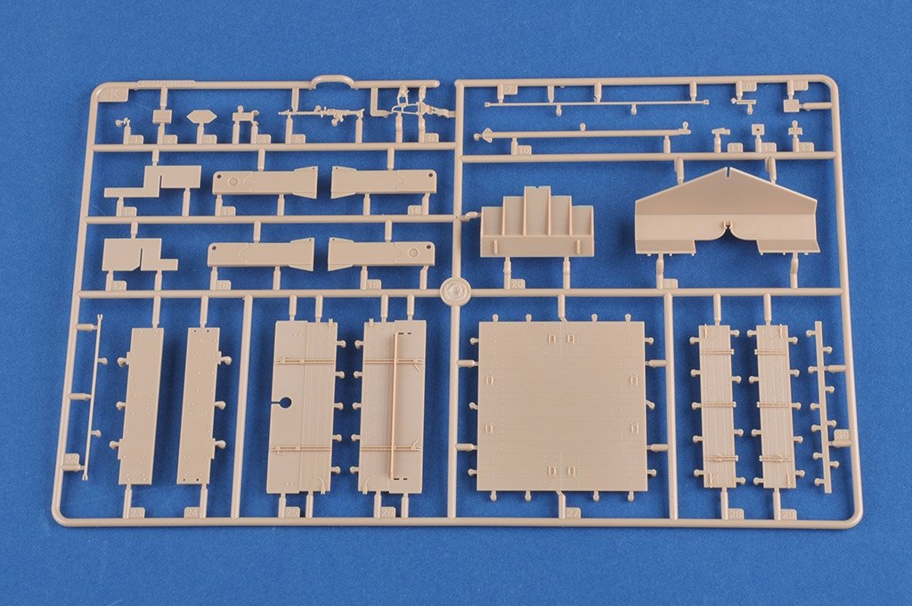 Hobby Boss 84553 German Sd.Kfz.179 Bergepanther Ausf.G 1/35 – zdjęcie 5