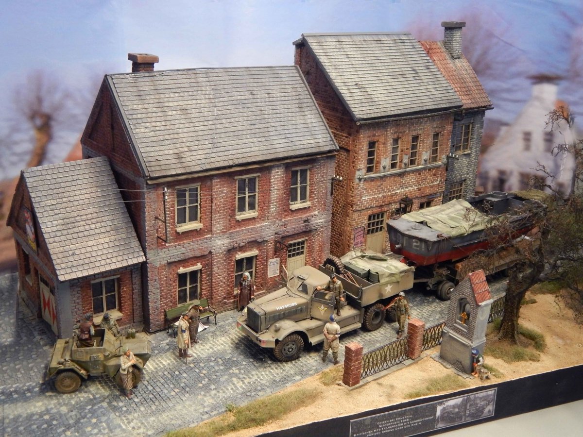 RT-Diorama 35210 Town House (Modular System) 1/35 – Bild 3