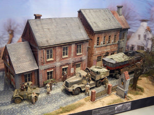 RT-Diorama 35210 Town House (Modular System) 1/35 – Bild 3