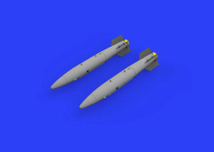 Eduard 648448 B43-1 Nuclear Weapon w/ SC43-4/ -7 tail assembly 1/48 – zdjęcie 2