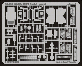 Eduard 35432 Sd. Kfz.251/1 Ausf.C 1/35 Tamiya – image 3