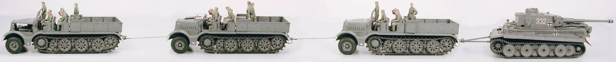 Tamiya 35239 German 18-Ton Heavy Half-Track FAMO 1/35 – image 4