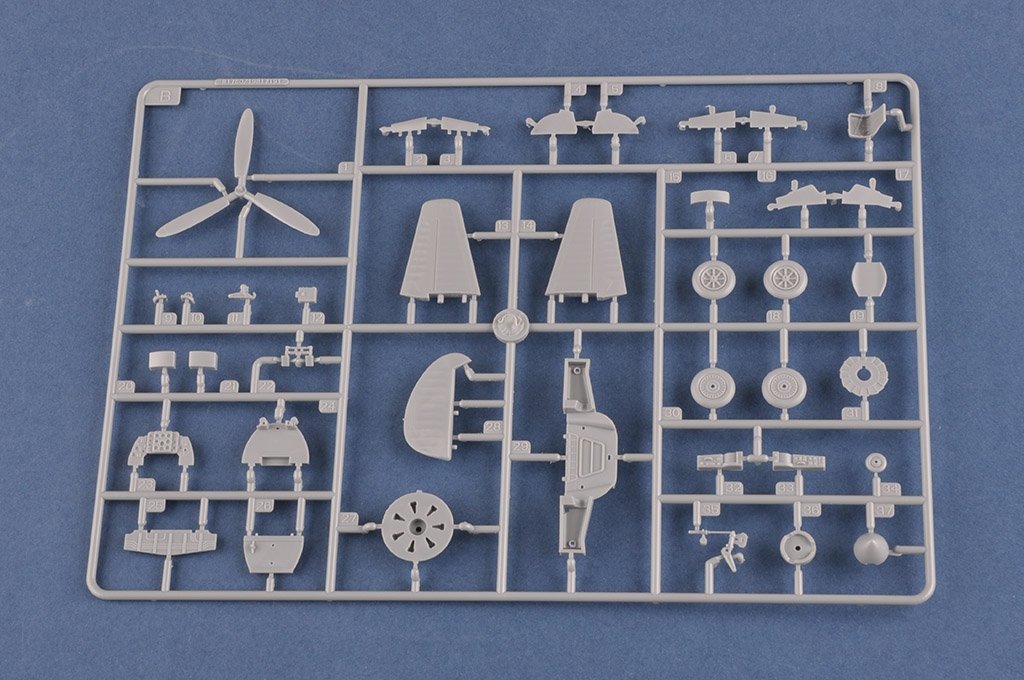 Hobby Boss 81760 Lavochkin La-11 Fang 1/48 – zdjęcie 9