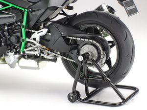 Tamiya 14136 Kawasaki Ninja H2 Carbon 1/12 – image 9