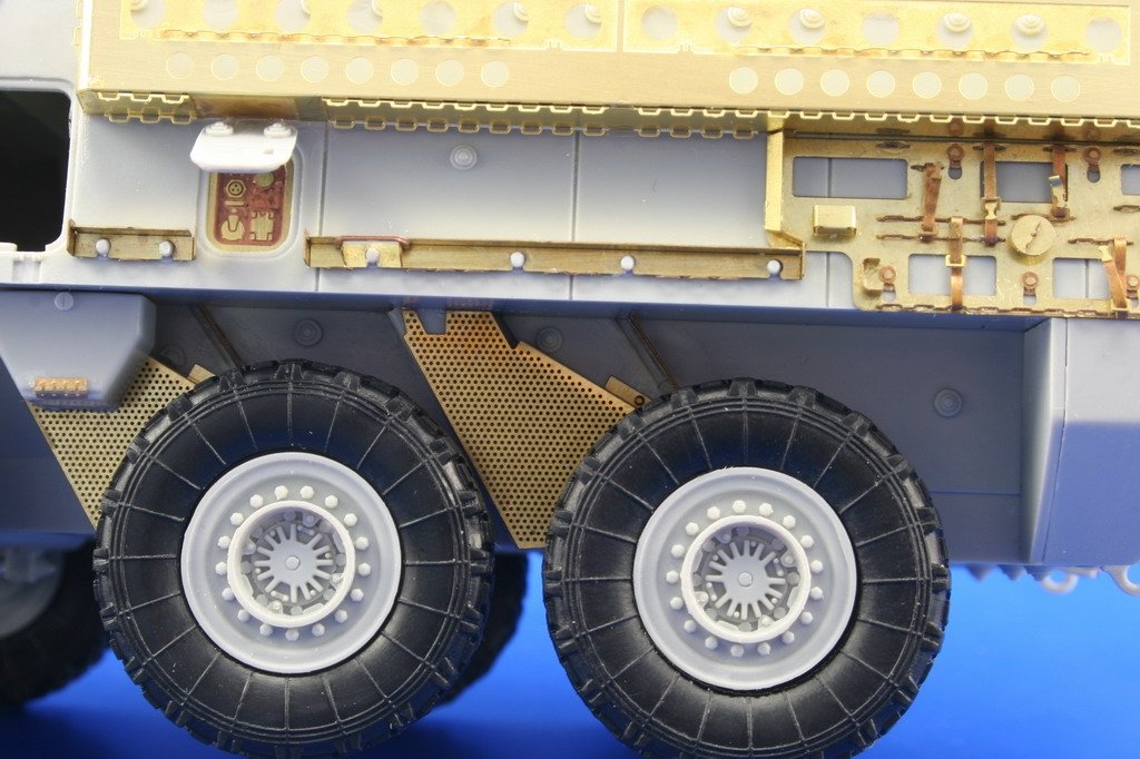 Eduard 35991 M-1126 Mounted rack and belts 1/35 Trumpeter – zdjęcie 14