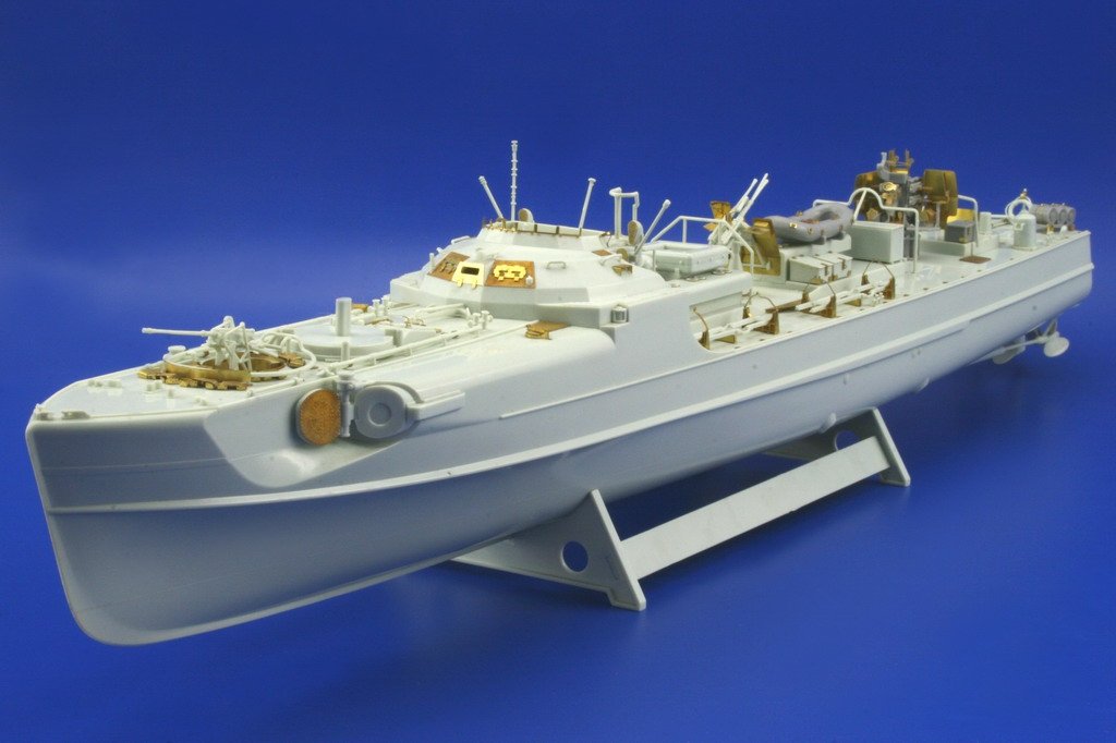 Eduard 53009 S-100 Schnellboot REVELL 1/72 – zdjęcie 3