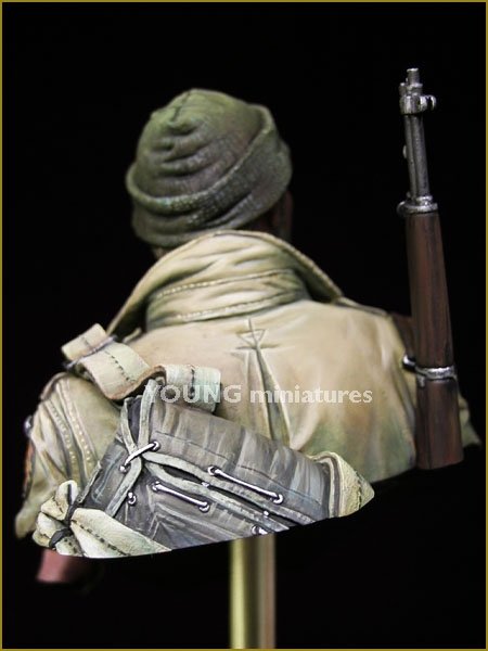 Young Miniatures YM1841 US Paratrooper WWII 17th Airbone Division 1/10 – image 3