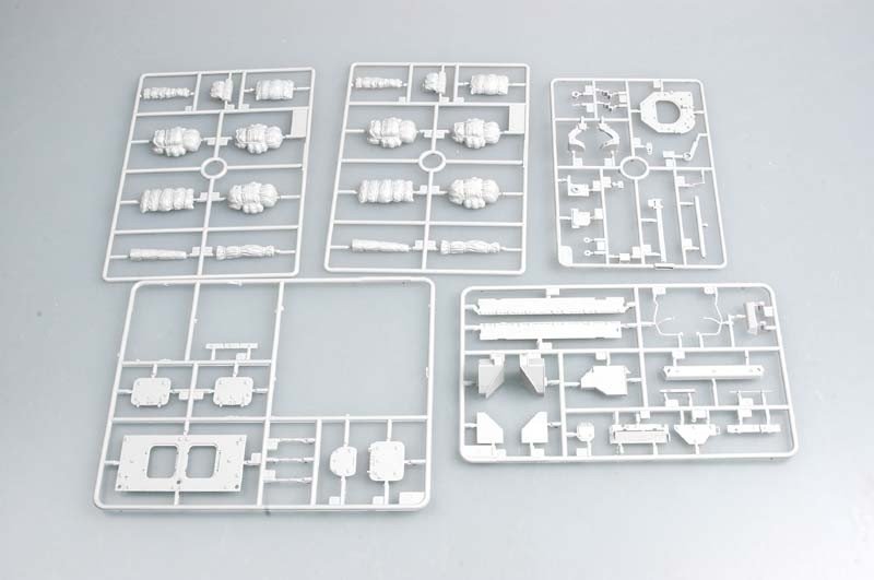 Trumpeter 00398 United State Army M1131 Stryker FSV 1/35 – zdjęcie 11