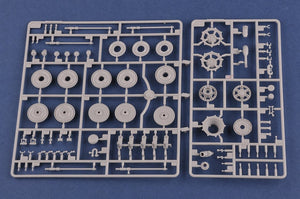 Hobby Boss 84530 German Sd.Kfz.182 King Tiger Porsche Turret w/ Zimmerit 1/35 – image 7