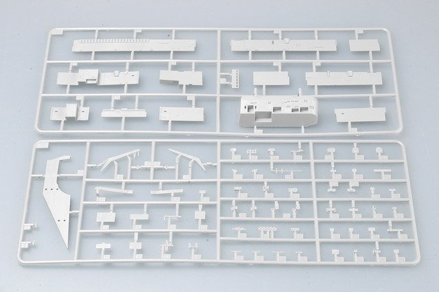 Trumpeter 05754 USS Theodore Roosevelt CVN-71 2006 1/700 – zdjęcie 13
