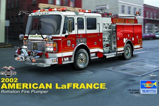 Trumpeter 02506 American LAFRANCE Eagle Fire Pumper 1/25