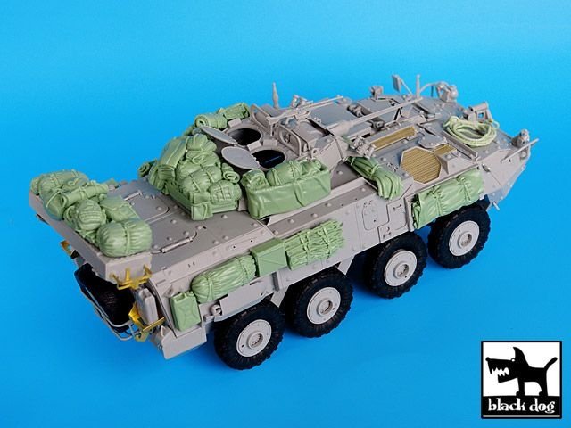 Black Dog T35033 Canadian Lav III accessories set 1/35 – image 5