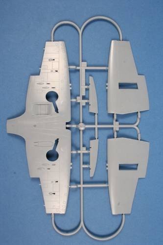 Special Hobby 48051 Supermarine Spitfire Mk.VC Malta Defenders 1/48 – zdjęcie 3