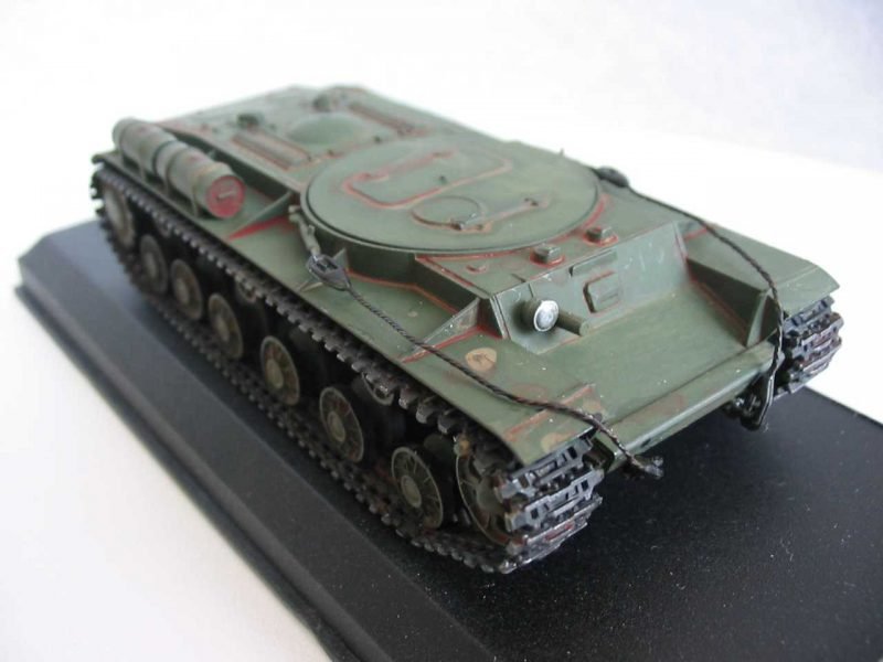 PST 72038 Armored Tow Tractor KV-T 1/72 – zdjęcie 3