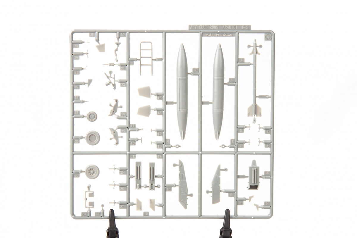Eduard 11182 Freedom Tiger F-5E Tiger II, Limited Edition 1/48 – zdjęcie 9