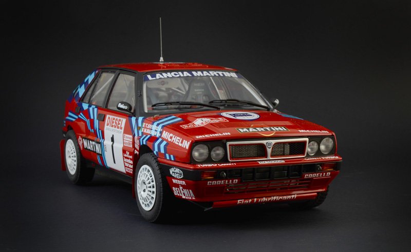 Italeri 4712 Lancia Delta HF Integrale Sanremo 1989 1/12 – zdjęcie 3