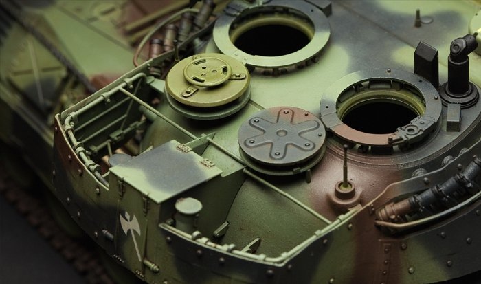 Meng Model TS-015 GERMAN MAIN BATTLE TANK LEOPARD 1 A5 1/35 – image 4