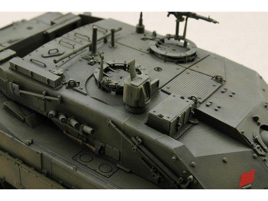Trumpeter 00332 Italian C-1 Ariete MBT 1/35 – image 4