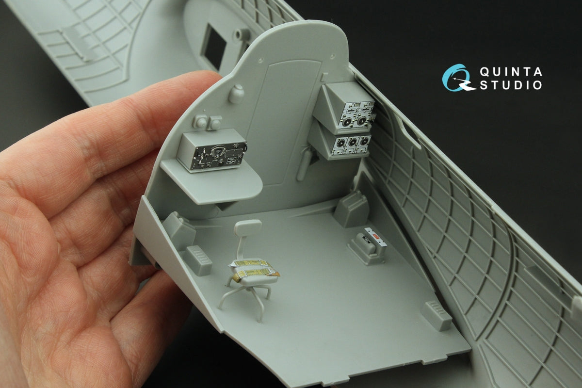 Quinta Studio QD32224 Boeing B-17G Radio operator&amp;#39;s compartment. 3D-Printed colored Interior on decal paper (HK models) 1/32 – image 10