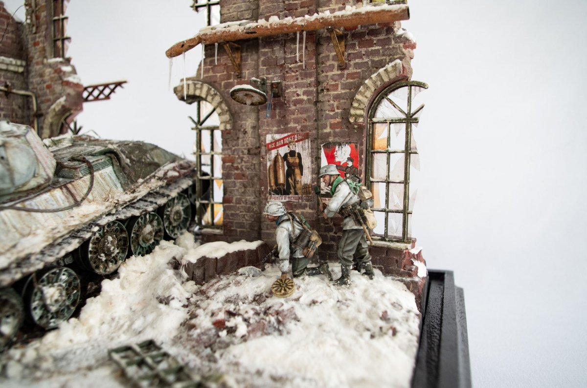 RT-Diorama 35302 Diorama-Base: &amp;quot;Wintergewitter&amp;quot; Operation Winter Storm 1/35 – image 3