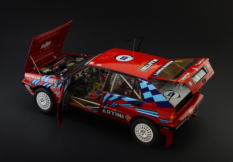 Italeri 4712 Lancia Delta HF Integrale Sanremo 1989 1/12 – zdjęcie 5