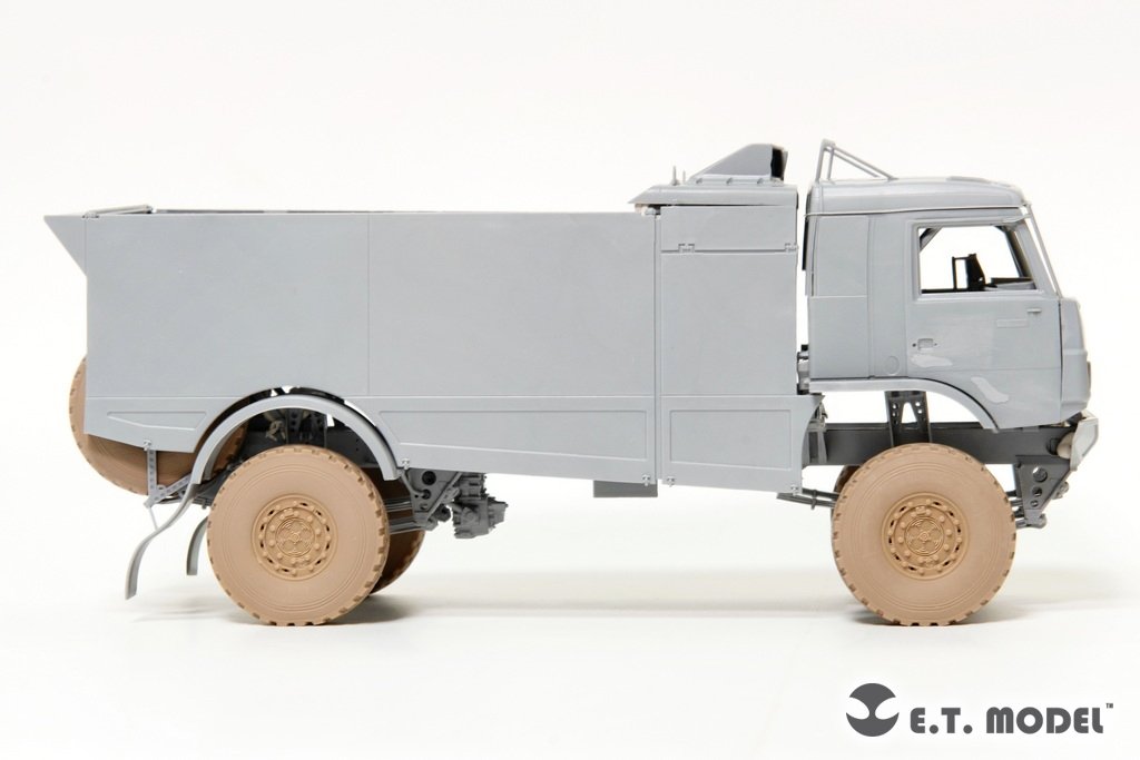 E.T. Model P35-131 KAMAZ-43509 Truck Sagged wheels &amp;amp; Spare Wheels for Zvezda kit 1/35 – zdjęcie 6