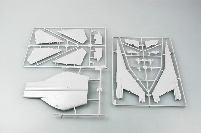 Trumpeter 03209 MiG-23MF Flogger-B 1/32 – zdjęcie 5