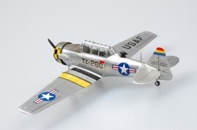 Hobby Boss 80233 American T-6G &amp;quot;Texan&amp;quot; 1/72 – zdjęcie 4