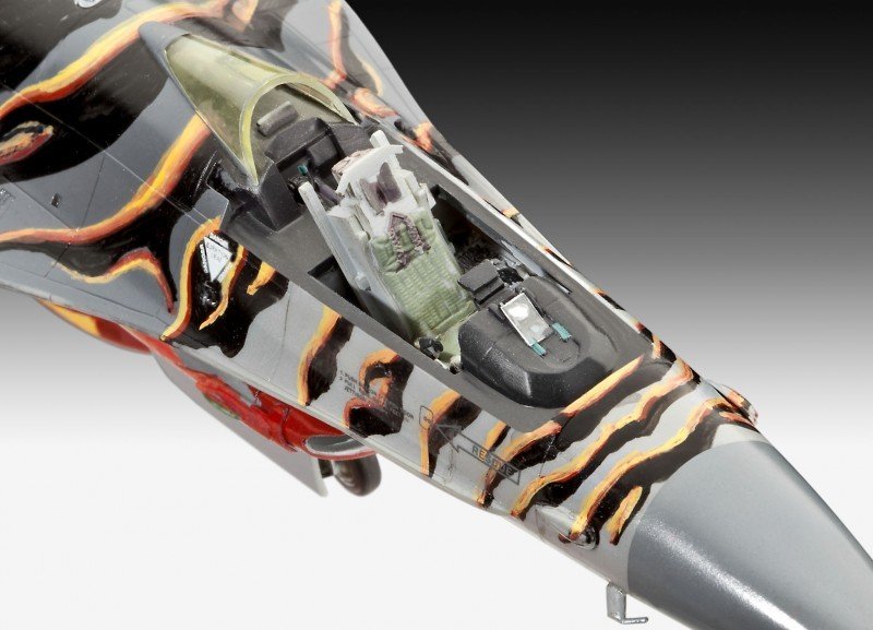 Revell 04669 F-16 C Block 52 Tiger Meet 1/72 – image 3