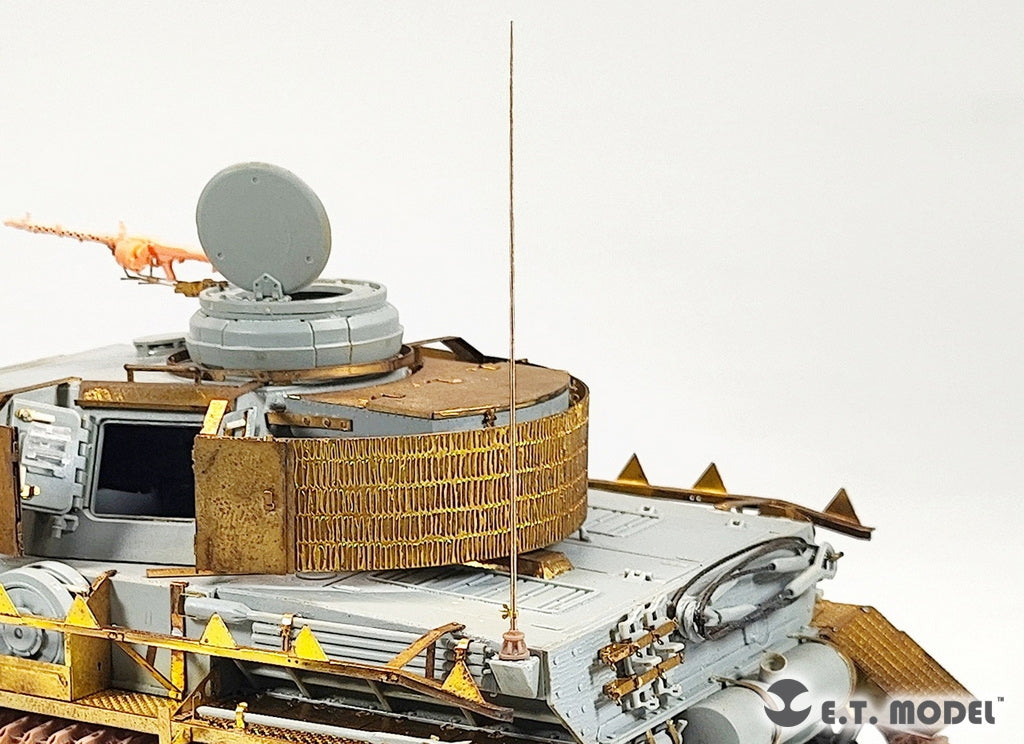 E.T. Model P35-243 WWII German 2M Vehicle Whip Antenna Set 1/35 – zdjęcie 4