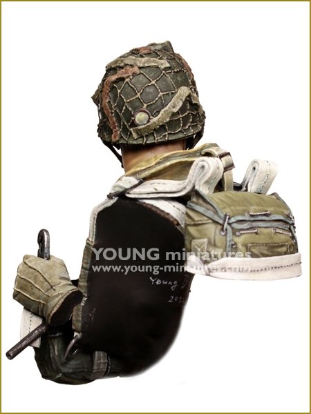 Young Miniatures YM1893 US Airborne Normandy 1944 1/10 – zdjęcie 6