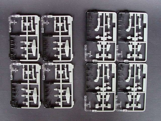 Trumpeter 05604 Porte-avions américain CV-13 Franklin 1944 (1/350) – image 13