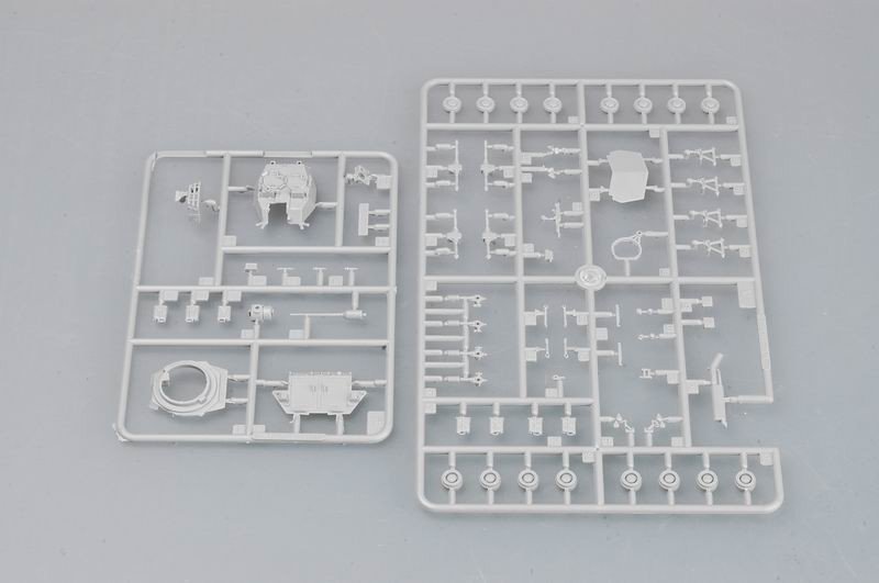 Trumpeter 07268 USMC LAV-25 Light Armored Vehicle 1/72 – immagine 3