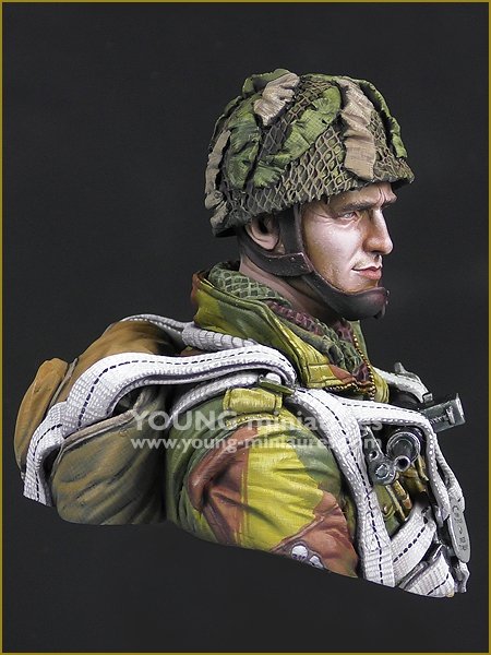 Young Miniatures YM1864 British Paratrooper Operation Market Garden 1944 1/10 – image 3