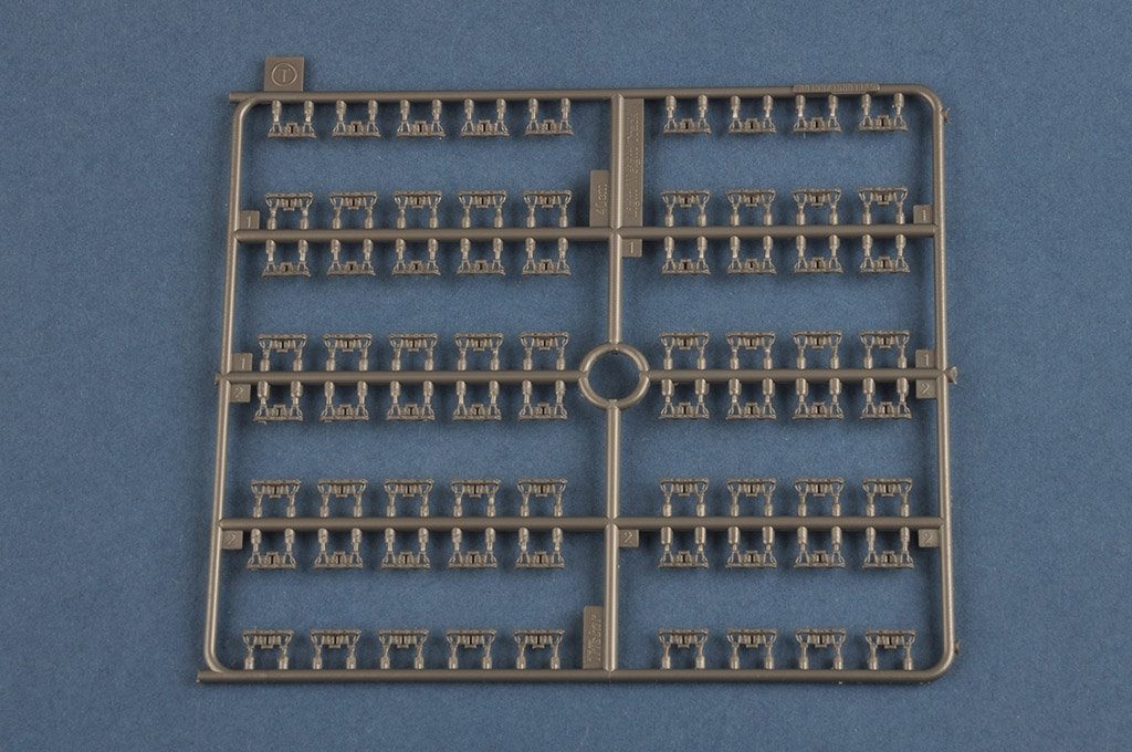 Hobby Boss 80151 German Type III/IV Hybrid Chassis Tank Small Turret 1/35 – zdjęcie 10