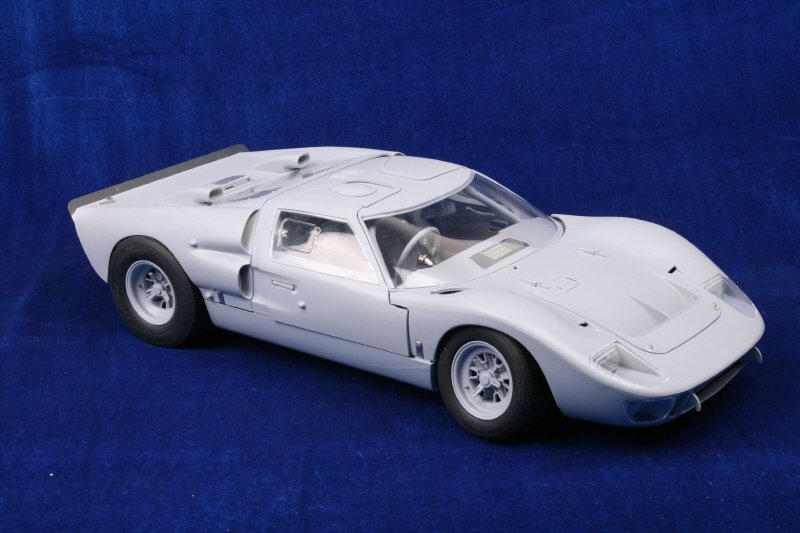 KA Models KS-00007 GT40 SUPER DETAIL-UP DELUXE PACK for Trumpeter 1/12 – image 8