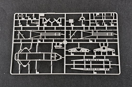 Trumpeter 09519 Russian S-300V 9A83 SAM 1/35 – image 13