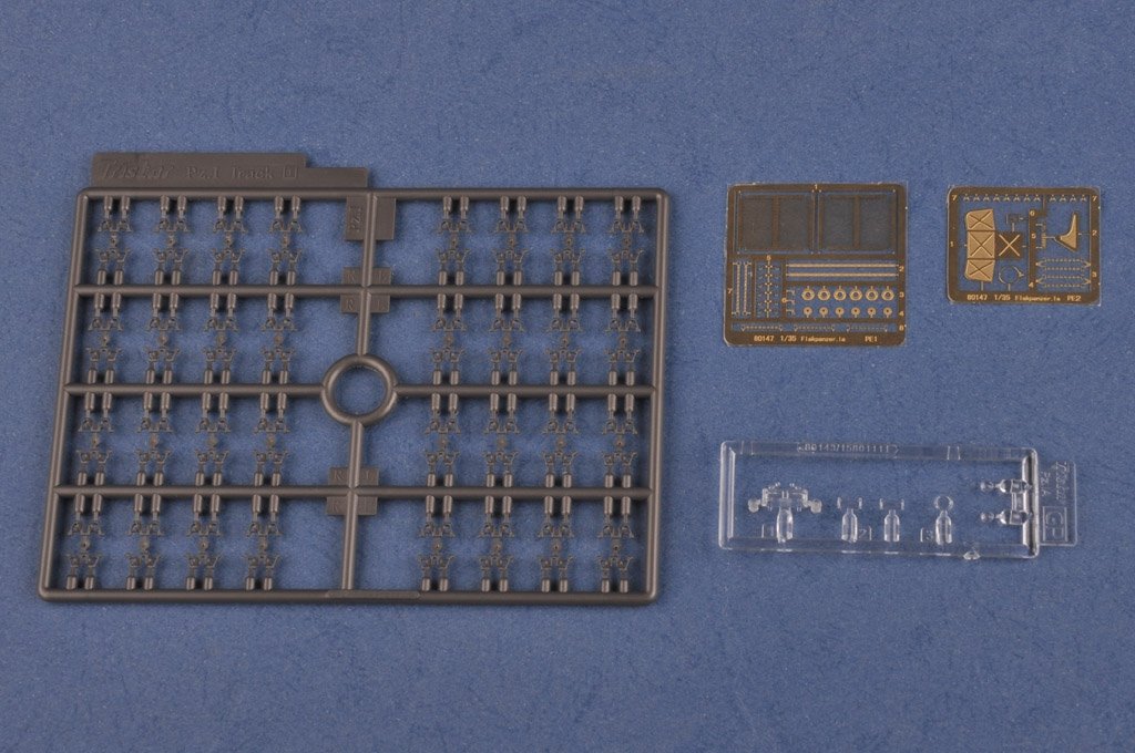 Hobby Boss 80147 German Flakpanzer IA w/Ammo Trailer 1/35 – image 6