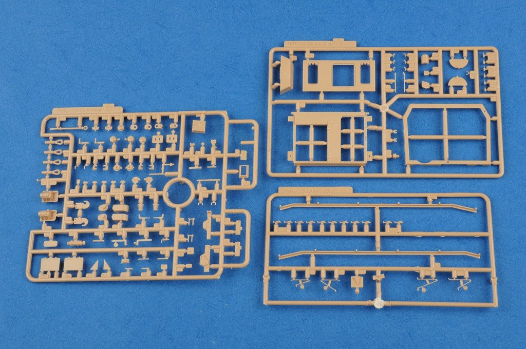Hobby Boss 80134 German SturmPanzer IV early Sd. Kfz.166 Brummbar – zdjęcie 7