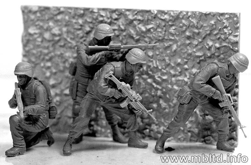 Master Box 3575 Iraq kit 1 (US Troops) 1/35 – image 4